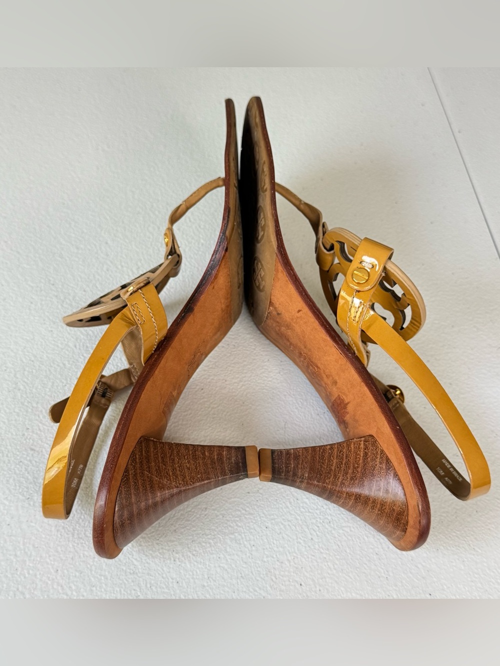 Tory Burch Miller Holly Slingback Kitten Heel Sandals Shoes Patent Logo Size 10 - Picture 6 of 9